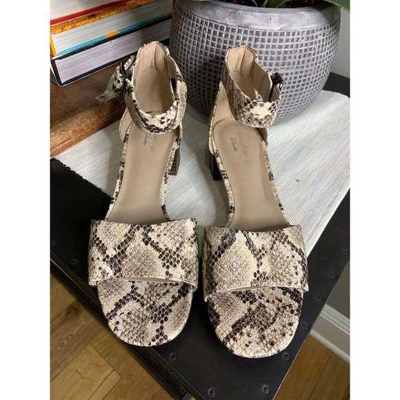 (Sold) NEW Clarks Elisa Dedra Snake Embossed Sanda - Picture 5 of 8